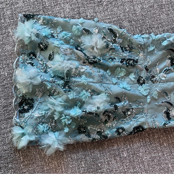 Helsi 3D Sheath Dress in Sage - Picture 5 of 11